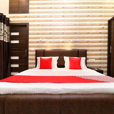 OYO Flagship 18478 Hotel Max Jalandhar Exterior foto